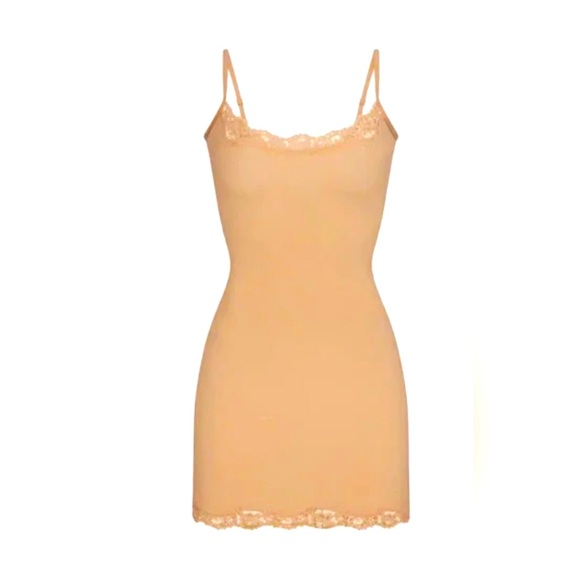 green emerald velvet dress SKIMS Fits Everybody Lace Slip Dress Marble